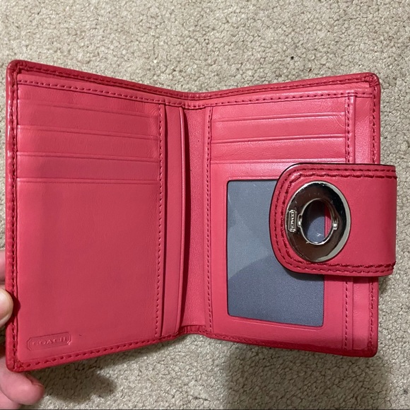 Coach Leather Coral Pink Wallet - Picture 5 of 5